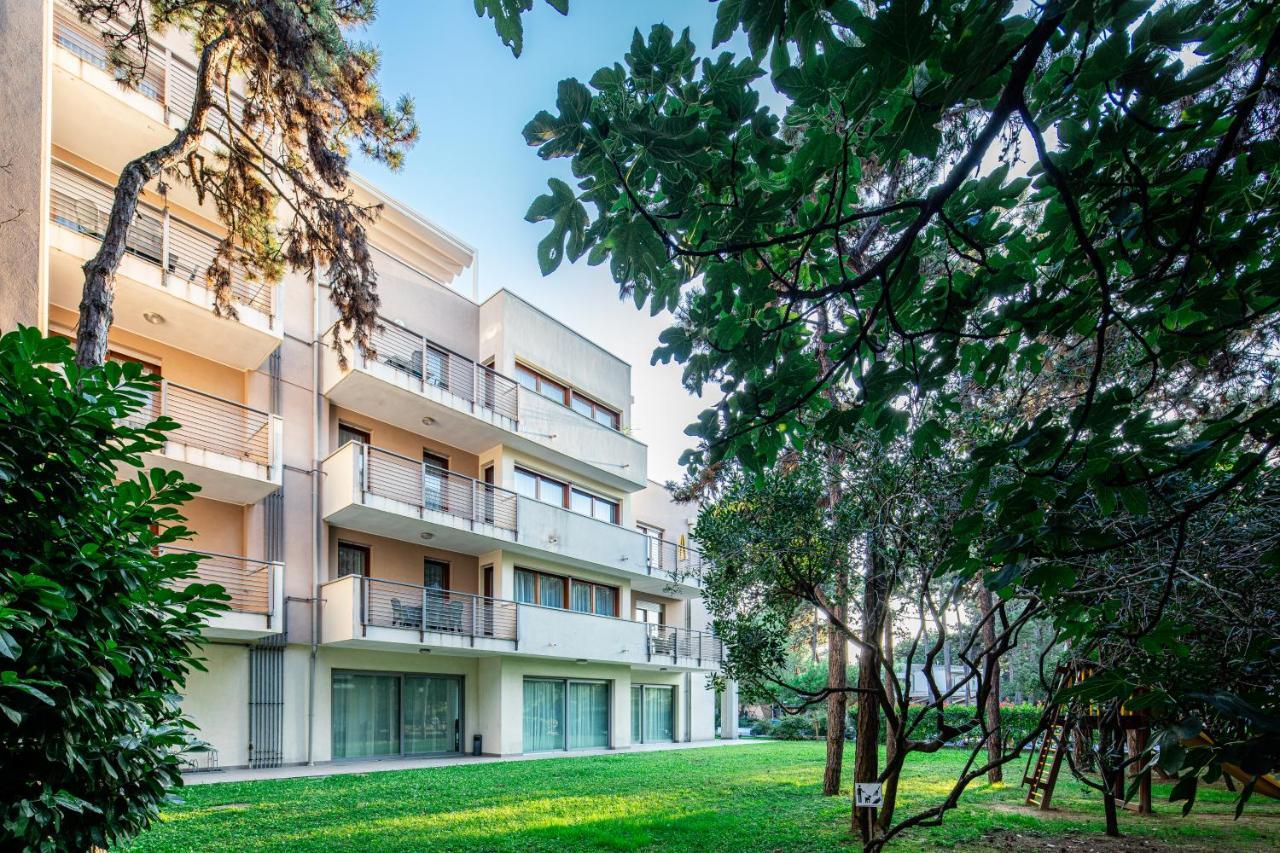 Residence Airone Ліньяно-Сабб'ядоро Екстер'єр фото